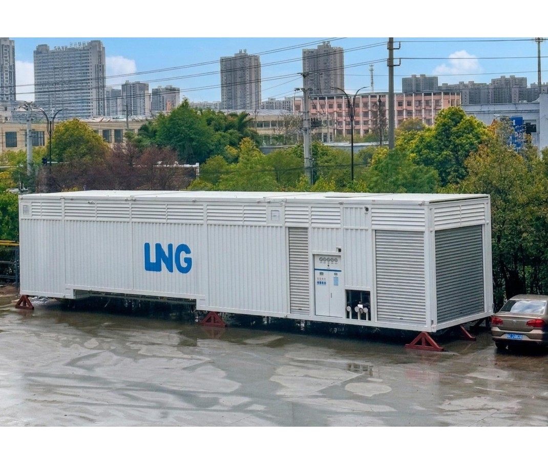 CDI containerized LNG filling station