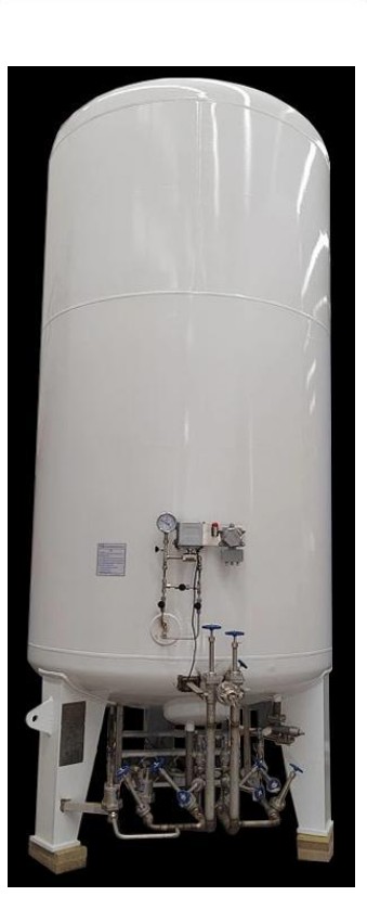 Vertical LNG storage tank
